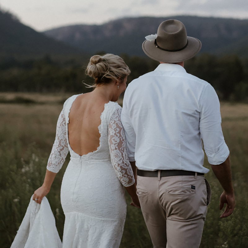 Country Lace Mermaid Wedding Dress Sexy Backless 3/4 Long Sleeve Bridal Gowns V-neck Plus Size Bride Wedding Dresses 2022