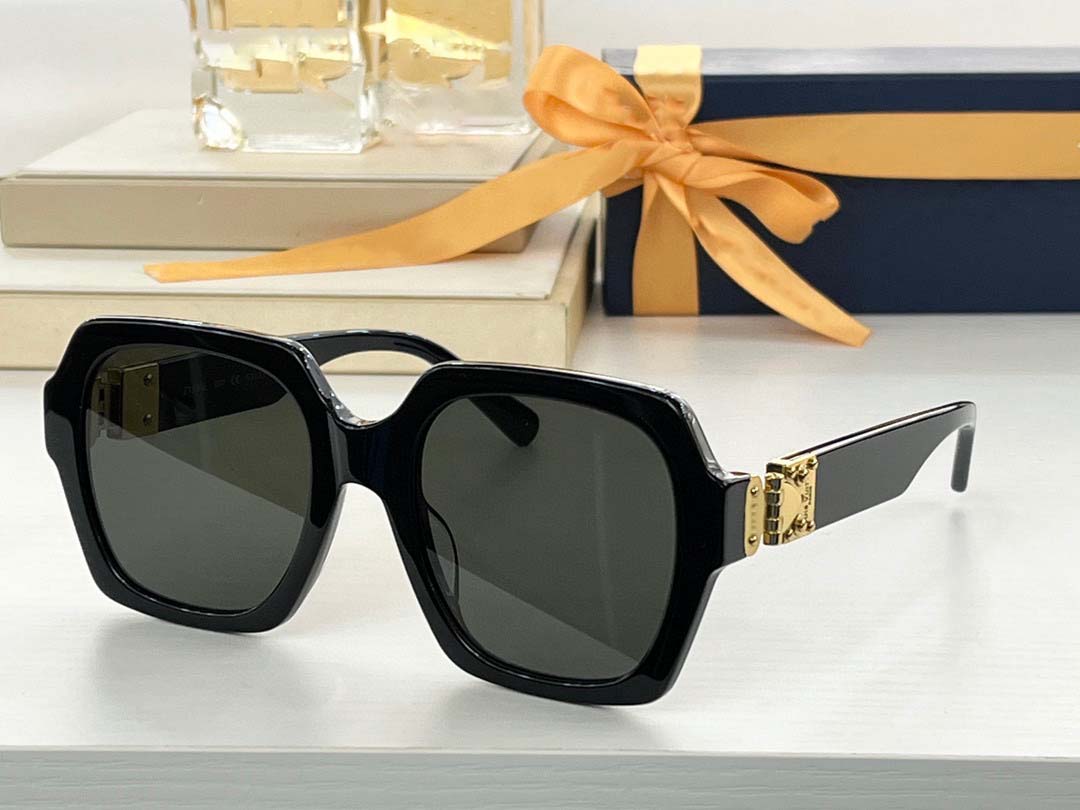 Sunglasses For Men Women Summer 1531 Style Anti-Ultraviolet Retro Plate Full Frame Eyeglasses Random Box
Sunglasses For Men Women Summer 1531 Style Anti-Ultraviolet Retro Plate Full Frame Eyeglasses Random Box