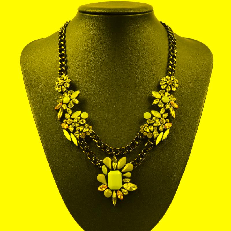 Pendant Necklaces Fashion Design Brand Colorful Necklace For Women Bib Statement Crystal Flower Resin Girls Chain JewelryPendant
Pendant Necklaces Fashion Design Brand Colorful Necklace For Women Bib Statement Crystal Flower Resin Girls Chain JewelryPendant