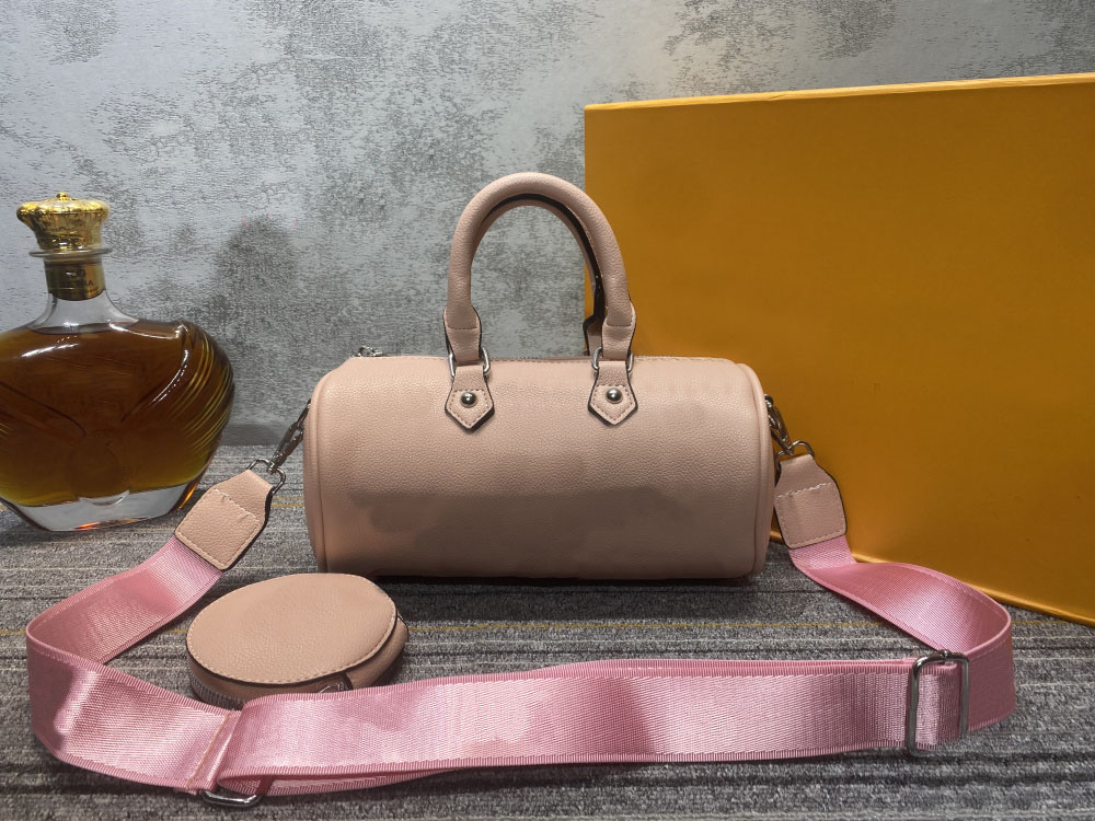 TZ Women's Wide Strap Crossbody Bag with Small Coin Purse Men's Cylindrical Tote Classic Simple Design Travel Bag Trend Leather Clutch Five Colors Keepall bags, Add freight
TZ Women's Wide Strap Crossbody Bag with Small Coin Purse Men's Cylindrical Tote Classic Simple Design Travel Bag Trend Leather Clutch Five Colors Keepall bags, Add freight