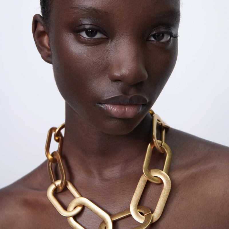 Pendant Necklaces Vedawas Vintage Large Links For Women Punk Metal Maxi Gold Color Collar Choker Fashion Jewelry WholesalePendant
Pendant Necklaces Vedawas Vintage Large Links For Women Punk Metal Maxi Gold Color Collar Choker Fashion Jewelry WholesalePendant