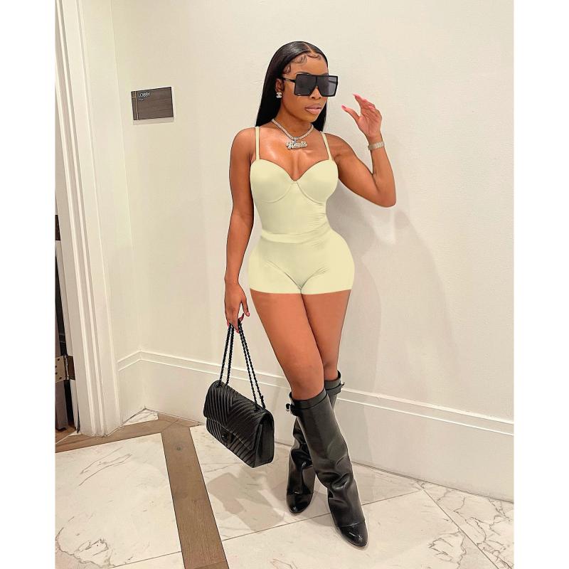 Women' Tracksuits 2022 Luxury Designer Young Sexy Beach Solid Sleeveless Bodysuits Top Group Short Pants Skinny Women 2 Piece SetWomen, Black
Women' Tracksuits 2022 Luxury Designer Young Sexy Beach Solid Sleeveless Bodysuits Top Group Short Pants Skinny Women 2 Piece SetWomen, Black