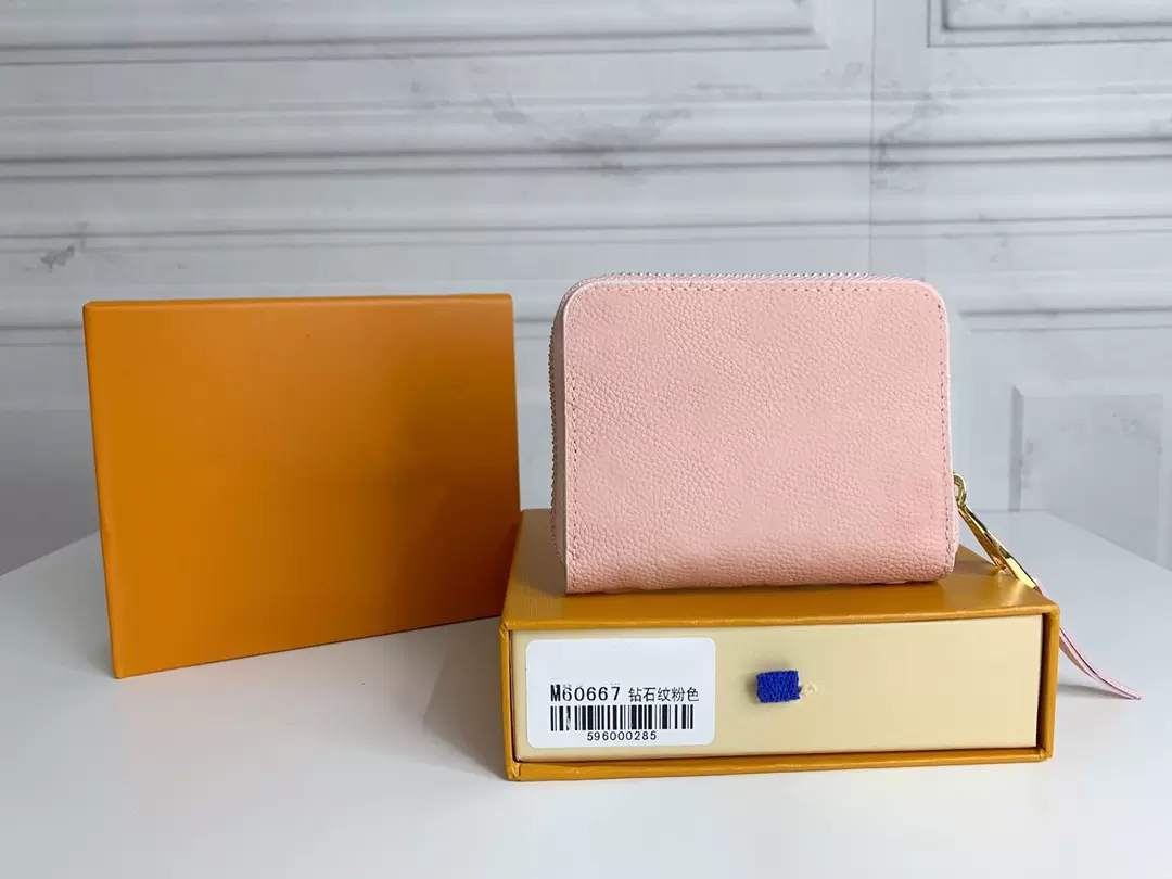 Designer Wallets high quality Purses Holders card holder fashion ZIPPY COIN PURSE MY WORLD TOUR Leather Women MINI Key Pocket Zipper Embossing wallet, Black
Designer Wallets high quality Purses Holders card holder fashion ZIPPY COIN PURSE MY WORLD TOUR Leather Women MINI Key Pocket Zipper Embossing wallet, Black