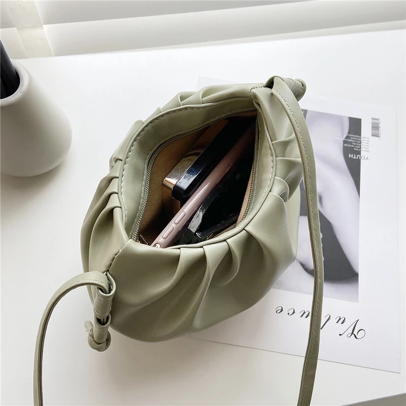 New Women's Luxury Brand Handbag Fashion Simple Tassel Square Bag Quality PU Leather Designer Lock Shoulder Messenger Dropshipping
New Women's Luxury Brand Handbag Fashion Simple Tassel Square Bag Quality PU Leather Designer Lock Shoulder Messenger Dropshipping