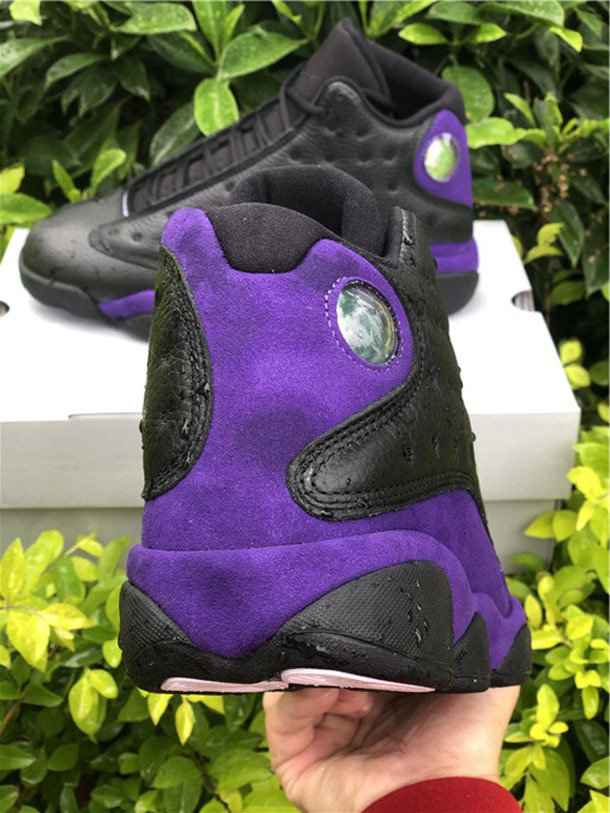 Shoes Jumpman 13 13s Court Purple Men Designer Sneakers 40-47.5 DJ5982-015, Bubble wrap packaging
Shoes Jumpman 13 13s Court Purple Men Designer Sneakers 40-47.5 DJ5982-015, Bubble wrap packaging