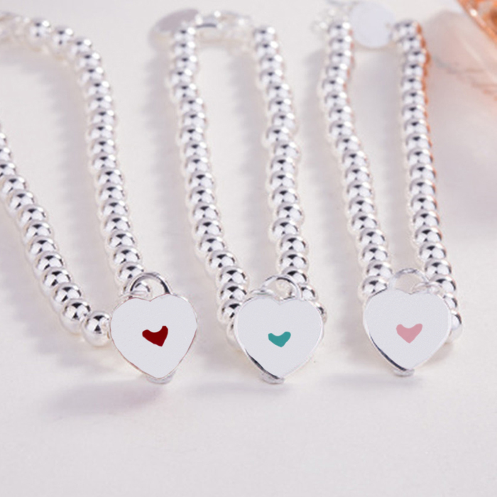 S925 Silver Beaded Strand Bracelets T Love Heart Hanging Classic Design Gift Delicate Bracelet Jewelry for Women Girls Fashion Enamel Finish Red Pink Blue Pendants
S925 Silver Beaded Strand Bracelets T Love Heart Hanging Classic Design Gift Delicate Bracelet Jewelry for Women Girls Fashion Enamel Finish Red Pink Blue Pendants