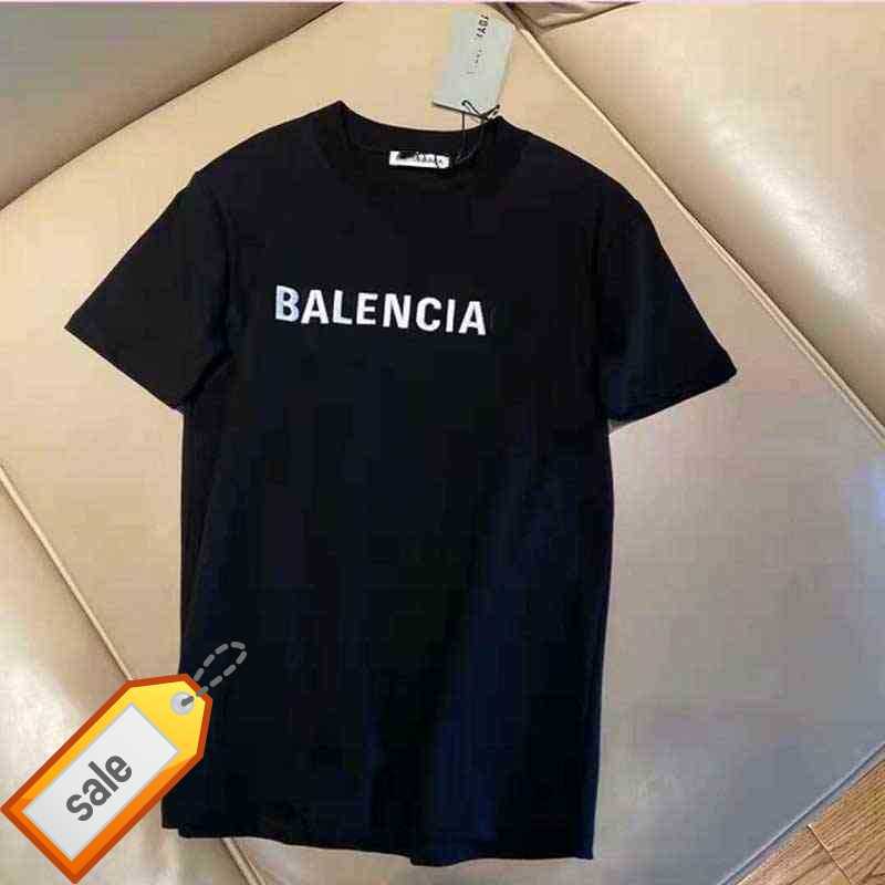European and American Designer Luxury Summer High Stree Balenciga Printed Lettered T-shirt Round Neck Short Sve Loose Lovers' Wear
European and American Designer Luxury Summer High Stree Balenciga Printed Lettered T-shirt Round Neck Short Sve Loose Lovers' Wear