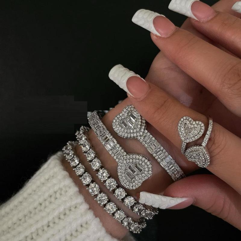 Wedding Rings Geometric Heart Square Charm Iced Out Bling 5A CZ Women Ring Top Quality Open Adjusted Finger Jewelry
Wedding Rings Geometric Heart Square Charm Iced Out Bling 5A CZ Women Ring Top Quality Open Adjusted Finger Jewelry