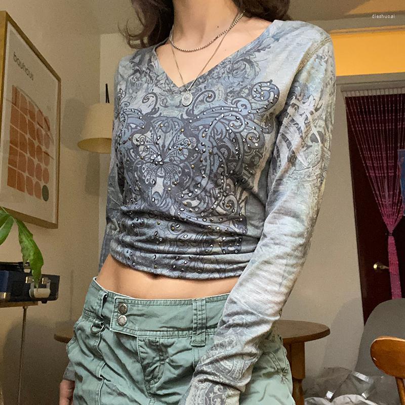 Women' T-Shirt Y2k Mall Gothic Graphic Tees Women Autumn V Neck Print Long Sleeve Crop Tops Harajuku Vintage Tshirts Fashion Streetwear, Gray
Women' T-Shirt Y2k Mall Gothic Graphic Tees Women Autumn V Neck Print Long Sleeve Crop Tops Harajuku Vintage Tshirts Fashion Streetwear, Gray