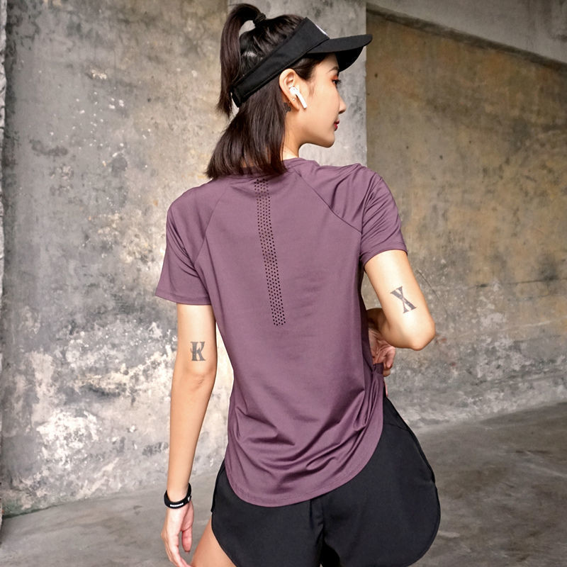 Women Sport T shirt Quick Drying Mesh Sweat Wicking Short Sleeve Loose Slim Bodybuilding Fitness Gym Clothing 220615, Purple
Women Sport T shirt Quick Drying Mesh Sweat Wicking Short Sleeve Loose Slim Bodybuilding Fitness Gym Clothing 220615, Purple