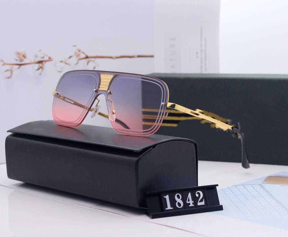 Dita 3801 Designer Sunglass Women Eyeglasses Outdoor Shades PC Frame Fashion Classic Lady Sun glasses Mirrors for Womens Luxury Sunglasses
Dita 3801 Designer Sunglass Women Eyeglasses Outdoor Shades PC Frame Fashion Classic Lady Sun glasses Mirrors for Womens Luxury Sunglasses