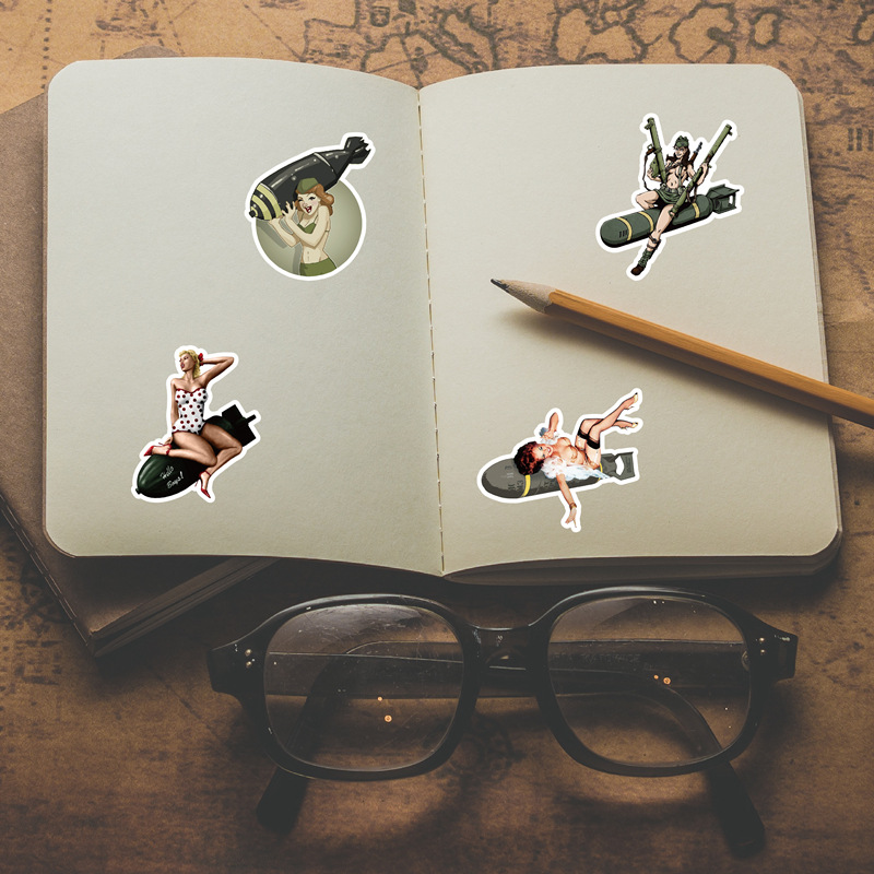 50Pcs Bomb Girl Vintage Pin Up Stickers Pack Non-random Graffiti Car Bike Luggage Sticker Laptop Skateboard Motor Water Bottle Decal