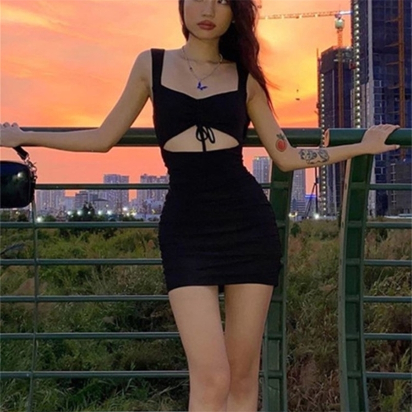 Sexy Dress Women s Clothes Spaghetti Strap Hollow Out Sleeveless Slim Sheath Spring Summer Mini Lady Casual Mujer Vestidos 220614, Black
Sexy Dress Women s Clothes Spaghetti Strap Hollow Out Sleeveless Slim Sheath Spring Summer Mini Lady Casual Mujer Vestidos 220614, Black