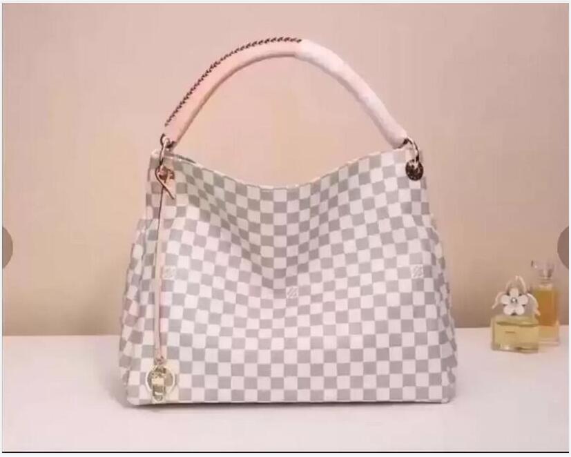 GGs Louiseity Viutonity LVs Designer Handbag KIMONO Luxury New Printed Color Matching women Handbag Fashion Tote Large Totes
GGs Louiseity Viutonity LVs Designer Handbag KIMONO Luxury New Printed Color Matching women Handbag Fashion Tote Large Totes