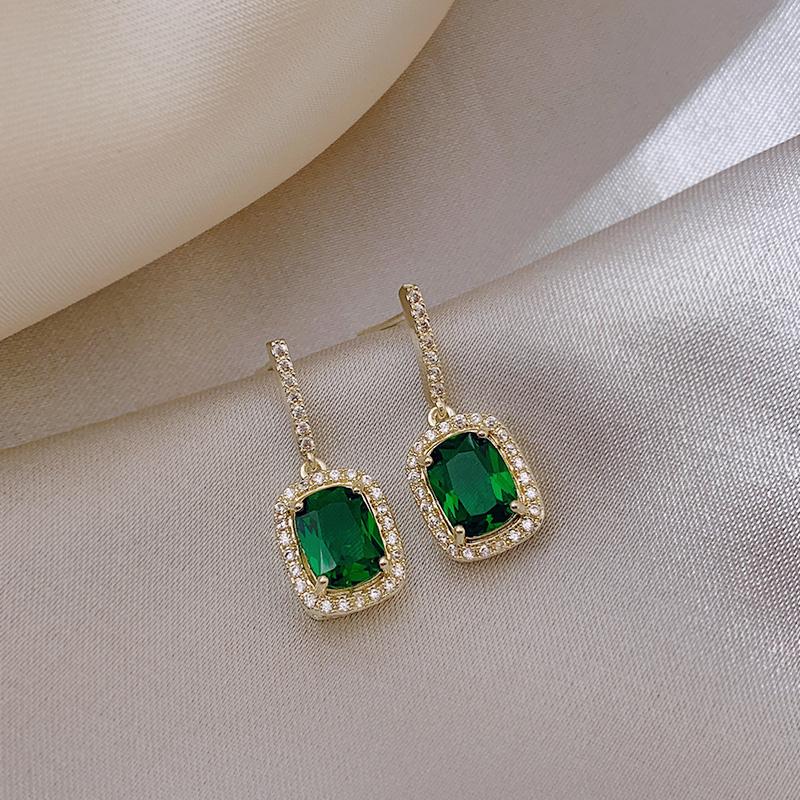 Dangle & Chandelier French Vintage Green Gem Fashion Simple Hanging Earrings Women Jewelry Exquisite Drop Personality Stud