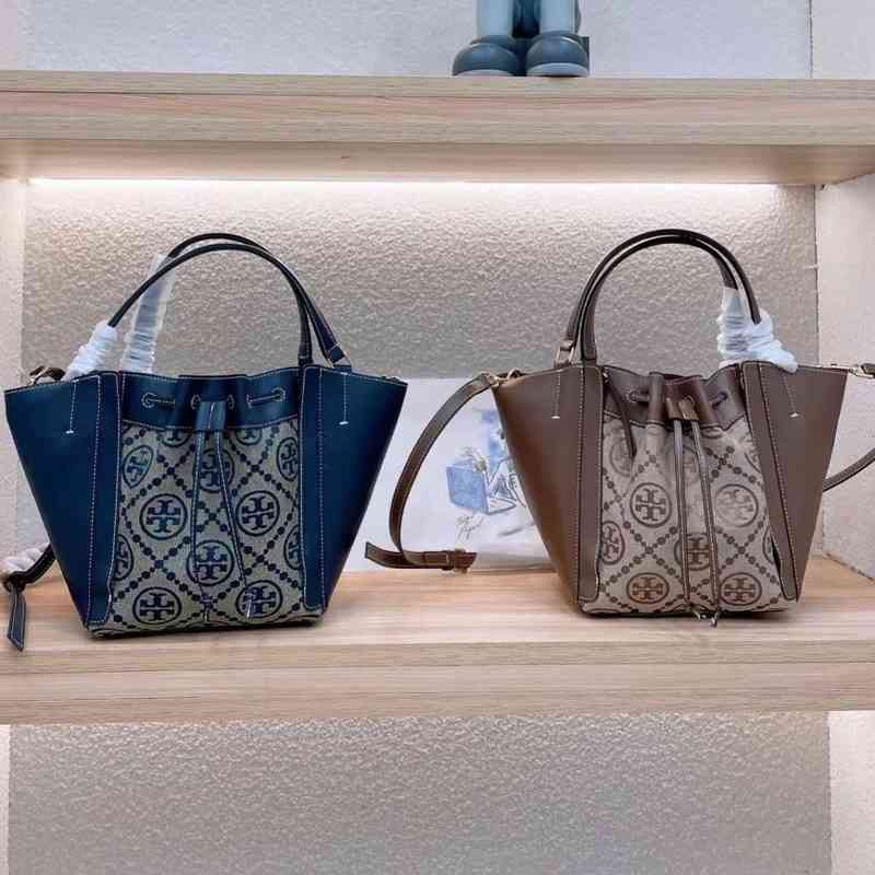 designer burchs bag torys Wholesale jacquard with cow leather contrast bucket bag deformed shopping Single Shoulder Messenger European and American fashion, Blue
designer burchs bag torys Wholesale jacquard with cow leather contrast bucket bag deformed shopping Single Shoulder Messenger European and American fashion, Blue