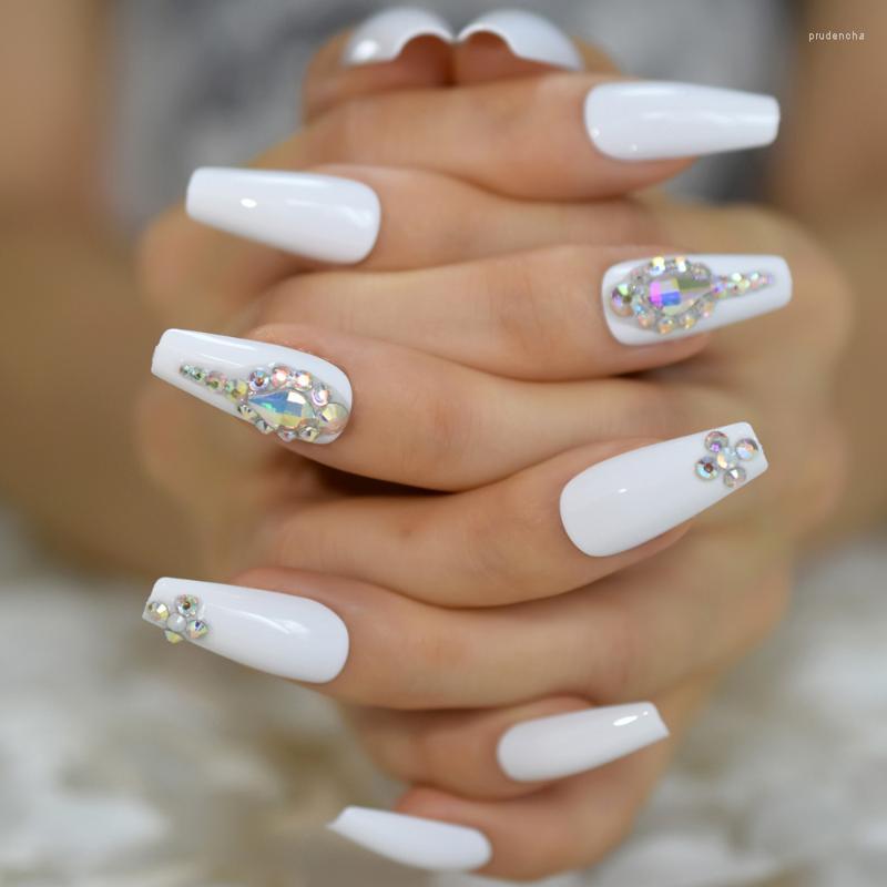 False Nails Strass Design Label Press On Art Nail Tips White Long Coffin Shape For Party With Adhesive Taps 24 Pcs Prud22, L5760
False Nails Strass Design Label Press On Art Nail Tips White Long Coffin Shape For Party With Adhesive Taps 24 Pcs Prud22, L5760