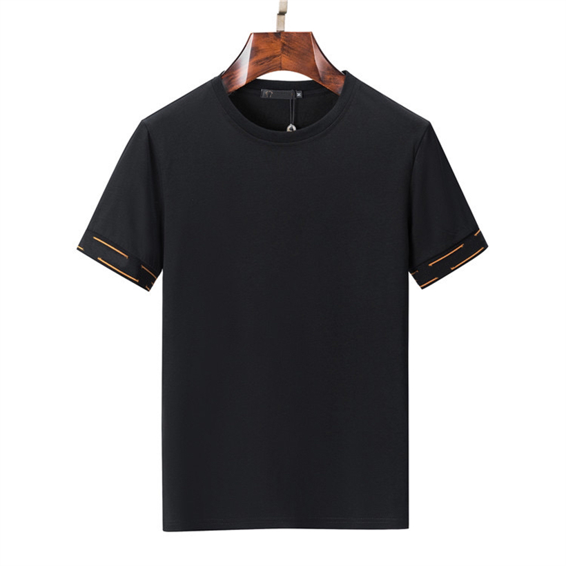 Fashion new luxury designer men's T-shirts short sleeve casual comfort cotton air permeability black and white optional 666687
Fashion new luxury designer men's T-shirts short sleeve casual comfort cotton air permeability black and white optional 666687