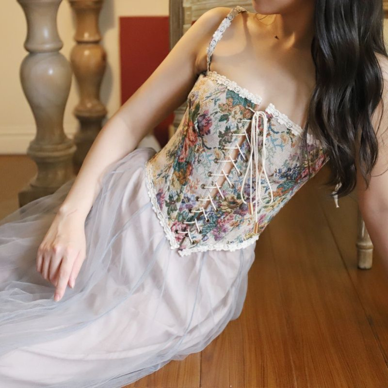 Floral Beach Party Sexy Bustiers Crop Women Backless Bandage French Vintage Halter Top Korean Boho Lace with Corset Summer 220316