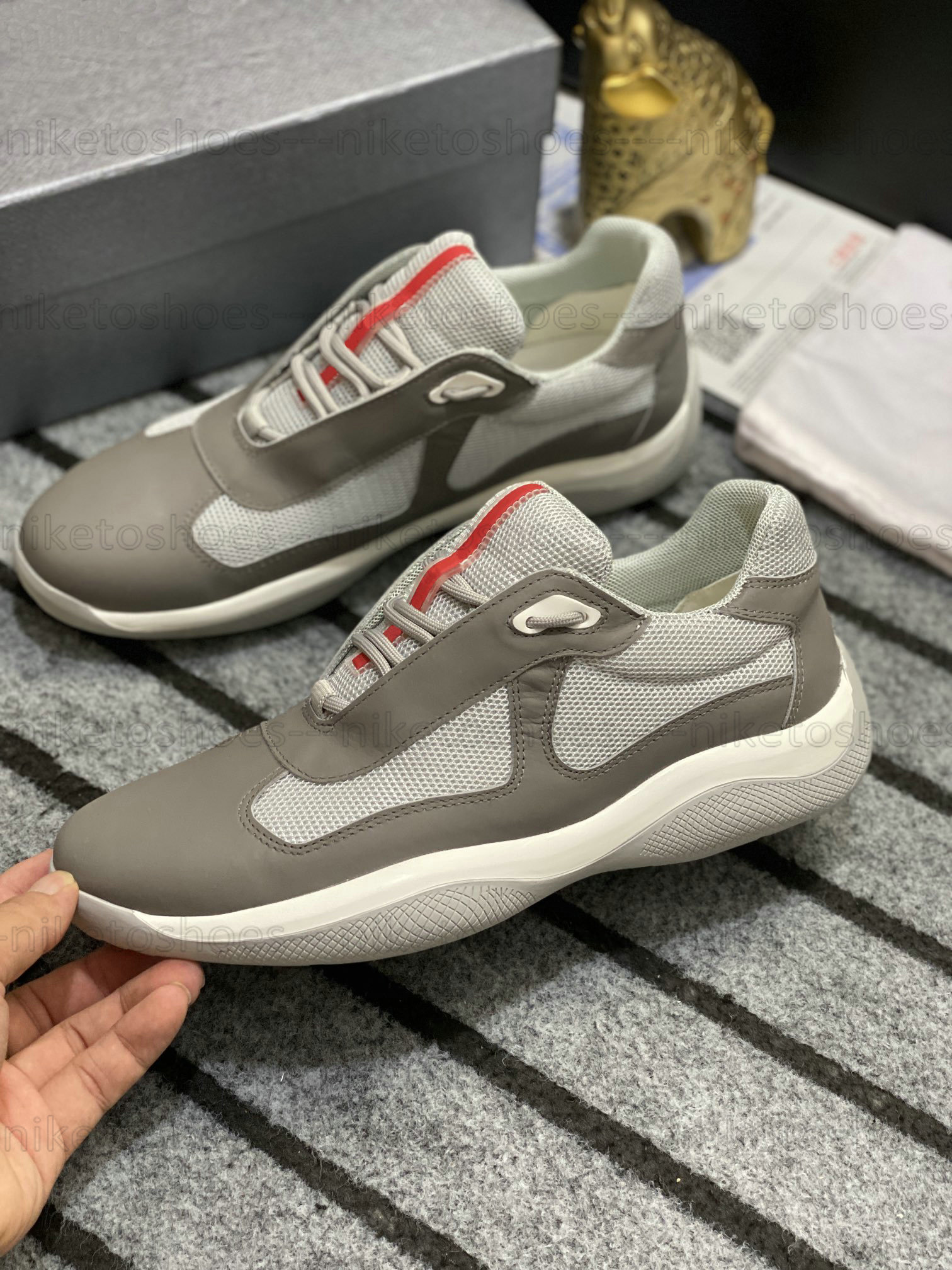 Mens Designer Sports Shoes Leather Knitted Fabric Platform Sneakers Grey White Black Green Yellow Man Low Lace-up Breathable Casual Trainers, 01
Mens Designer Sports Shoes Leather Knitted Fabric Platform Sneakers Grey White Black Green Yellow Man Low Lace-up Breathable Casual Trainers, 01