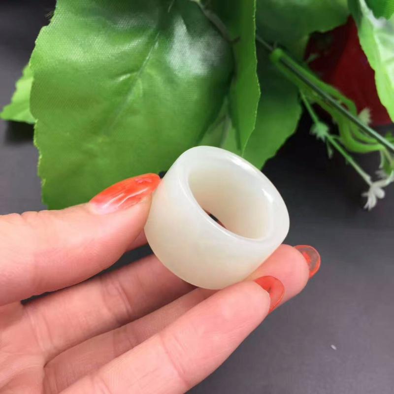 Cluster Rings Exquisite And Nephrite Fashion MeansCluster
