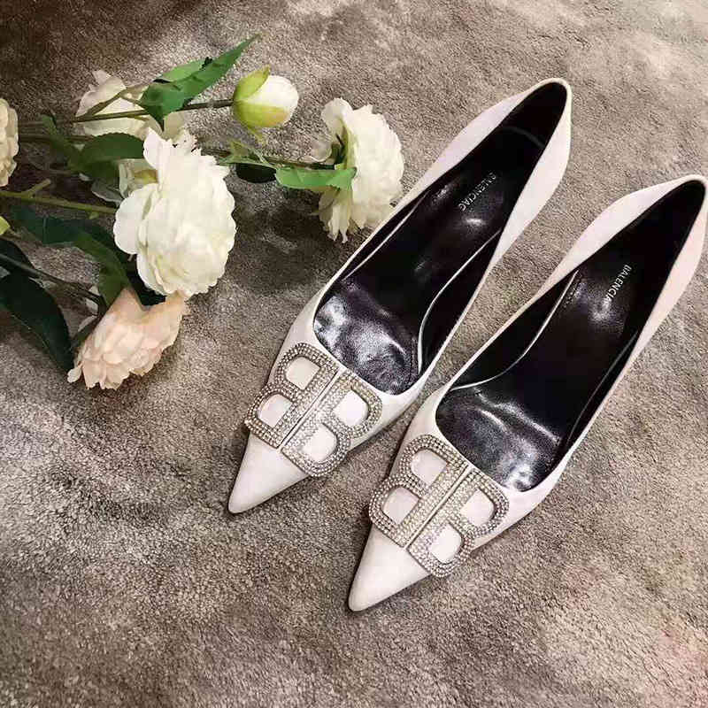 Slippers BB pointed high heels women's thin Heel Black Satin 8 cm heel single shoes, White satin 6cm
Slippers BB pointed high heels women's thin Heel Black Satin 8 cm heel single shoes, White satin 6cm