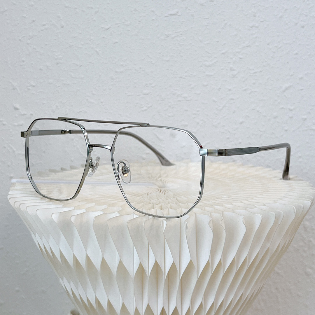 2022 new double beam silver sunglasses metal frame toad frame men and women trend ultra-light flat mirror
2022 new double beam silver sunglasses metal frame toad frame men and women trend ultra-light flat mirror