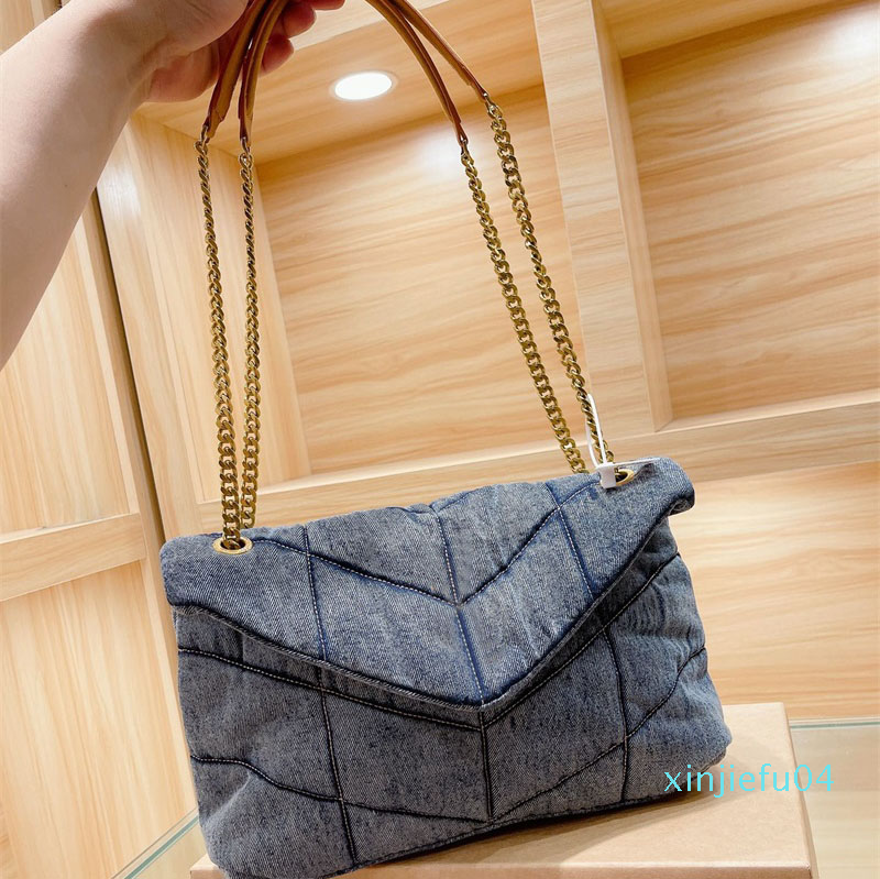 2021 Designer Bag Lady large Shoulder Bags loulou puffer washed denim high quality totes handbag two colors 30 * 19cm KL85, Black
2021 Designer Bag Lady large Shoulder Bags loulou puffer washed denim high quality totes handbag two colors 30 * 19cm KL85, Black