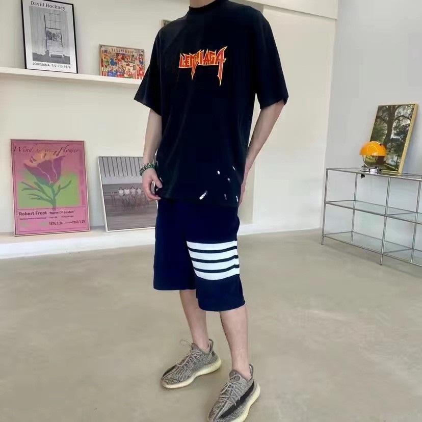 Summer Spring Metal Rock Band Tee France Paris Oversize Crack Letters Printed Cotton t-shirts Luxury Fashion Men Women High Street thsirt, Black
Summer Spring Metal Rock Band Tee France Paris Oversize Crack Letters Printed Cotton t-shirts Luxury Fashion Men Women High Street thsirt, Black