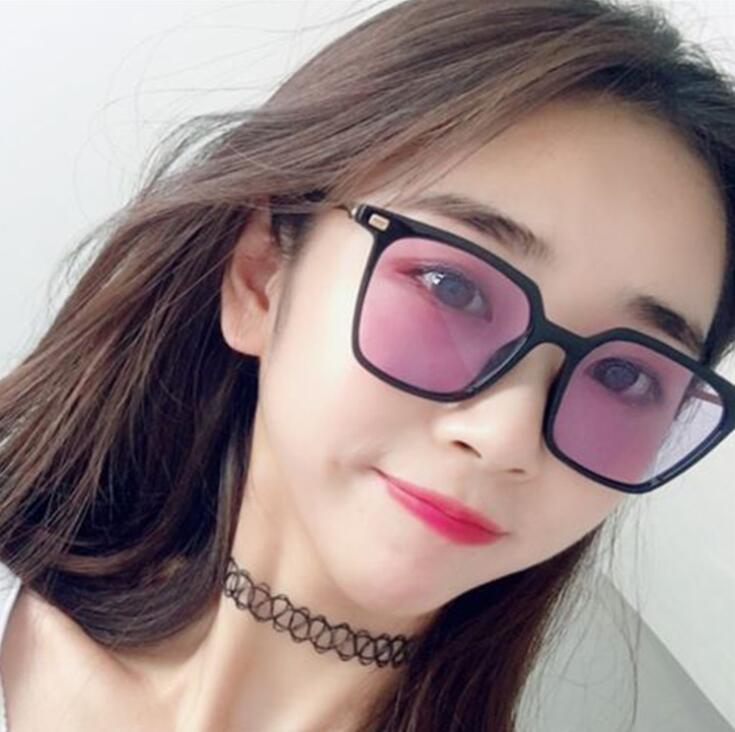 Sunglasses 2022 Italy Square Women Designer Retro Frame Sun Glasses For Female Trendy Oculos Zonnebril Dames
Sunglasses 2022 Italy Square Women Designer Retro Frame Sun Glasses For Female Trendy Oculos Zonnebril Dames