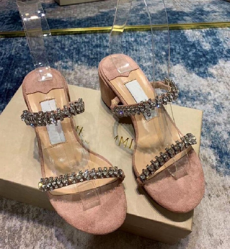 Newst Summer Luxury Design Amara Sandals Nappa Leather Shoes For Women Pearl Embellishment Strap Block Heels Mules Lady Casual Walking Slip On Slippers, 12
Newst Summer Luxury Design Amara Sandals Nappa Leather Shoes For Women Pearl Embellishment Strap Block Heels Mules Lady Casual Walking Slip On Slippers, 12