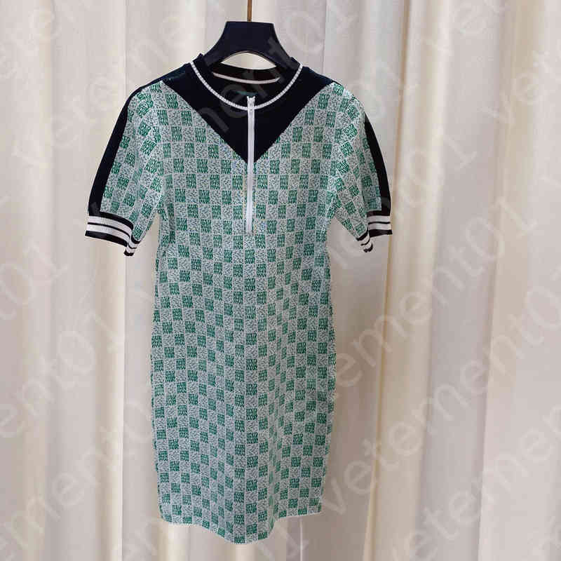 Fashion Womens Dresses Brand LOGO Classic Print Short Sleeve Zipper Loose Dress Luxury Comfortable Slim A Skirt Luxury Sexy Designer Women Clothing
Fashion Womens Dresses Brand LOGO Classic Print Short Sleeve Zipper Loose Dress Luxury Comfortable Slim A Skirt Luxury Sexy Designer Women Clothing