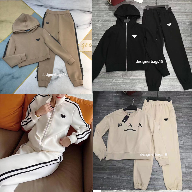 2022 Women's Tracksuits with metal triangle standard new spring and autumn high quality sports sweater suit jogging hoodie pants suit women' sportswear, Pay for freight
2022 Women's Tracksuits with metal triangle standard new spring and autumn high quality sports sweater suit jogging hoodie pants suit women' sportswear, Pay for freight
