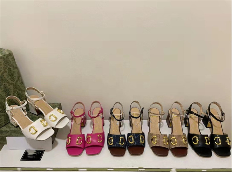 Designer Sandals Horsebit Sandal Metal Buckle Mid-Heel Pumps Retro Block Heel High Heels Square Toe Open Toe Slippers Women Slipper, Brown
Designer Sandals Horsebit Sandal Metal Buckle Mid-Heel Pumps Retro Block Heel High Heels Square Toe Open Toe Slippers Women Slipper, Brown