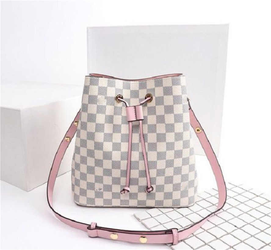 Designer Bags Clutches Totes Large Capacity School Bags Backpacks Classic Women's Backpacks Travel, White grid
Designer Bags Clutches Totes Large Capacity School Bags Backpacks Classic Women's Backpacks Travel, White grid