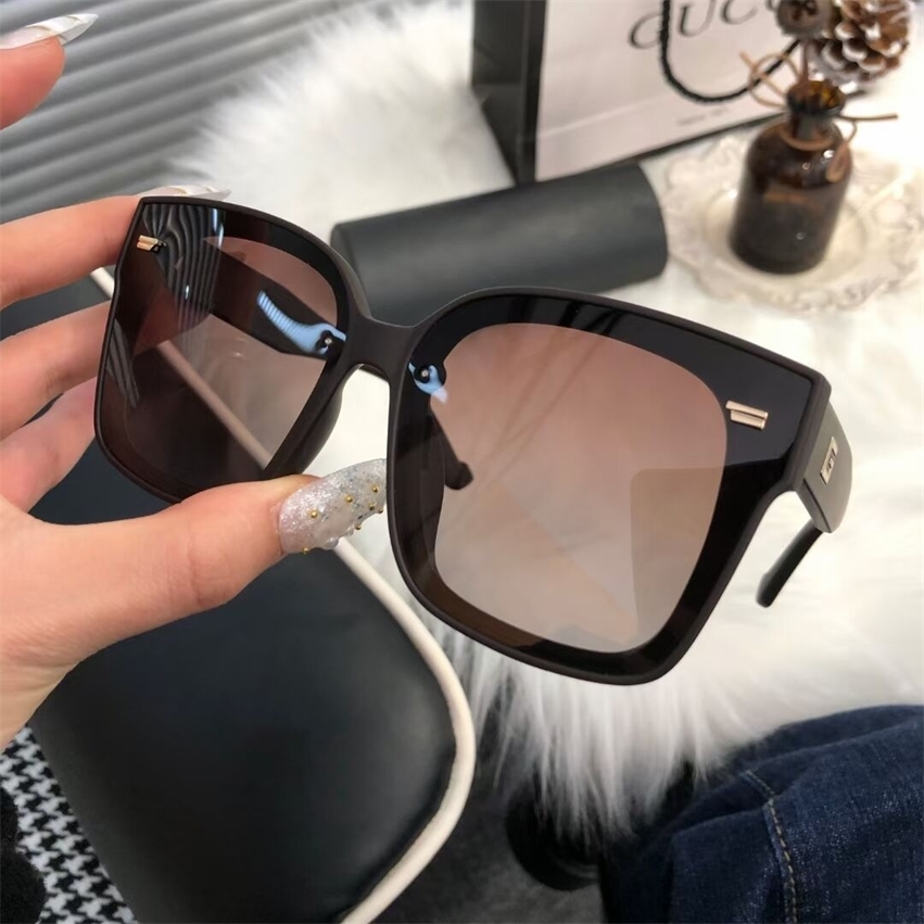 2022 women's fashion square large frame anti UV Polarized Sunglasses Black driving Sunglasses men
2022 women's fashion square large frame anti UV Polarized Sunglasses Black driving Sunglasses men
