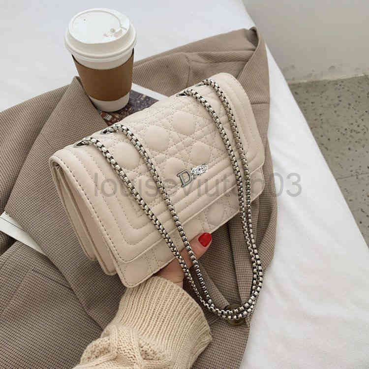 

Designer Fashion Cc Even Bag Woman High Sense Chain New Fashion Spring and Summer Versatile Messenger Net Red Texture One Shoulder Small Square Bag Women, White