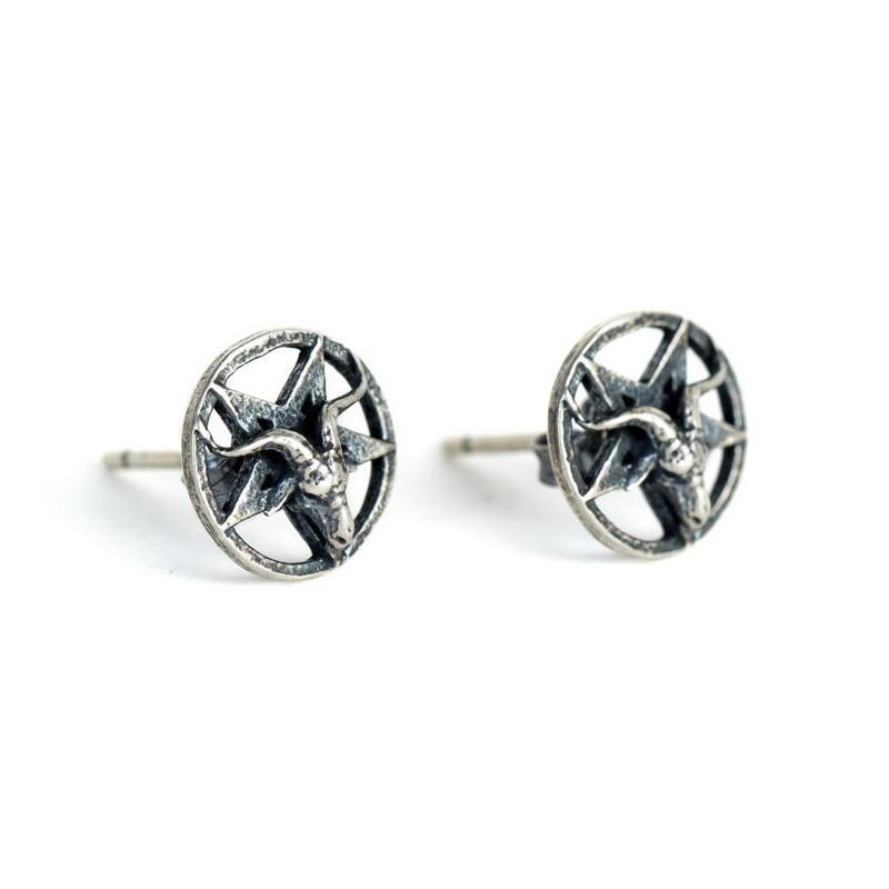 S925 Sterling Silver Stud Earrings Vintage Satan Sheep Head Earrings Pentagram Star Earring Studs
S925 Sterling Silver Stud Earrings Vintage Satan Sheep Head Earrings Pentagram Star Earring Studs