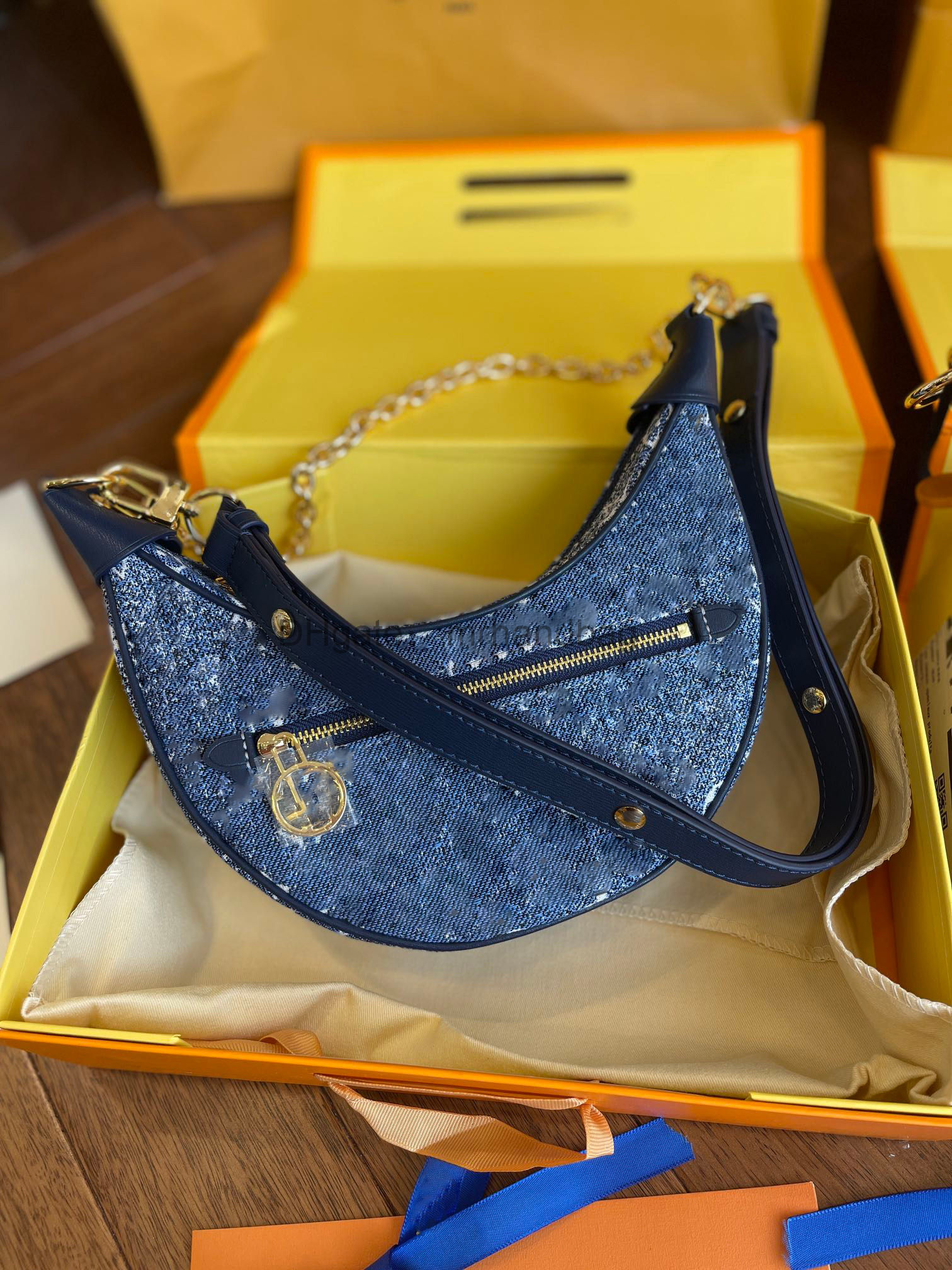 Luxury Designer Women Clutches Casual Hobo Moonlight Bags Shoulder Crossbody Leather Purses Ladies Handbags, Blue
Luxury Designer Women Clutches Casual Hobo Moonlight Bags Shoulder Crossbody Leather Purses Ladies Handbags, Blue