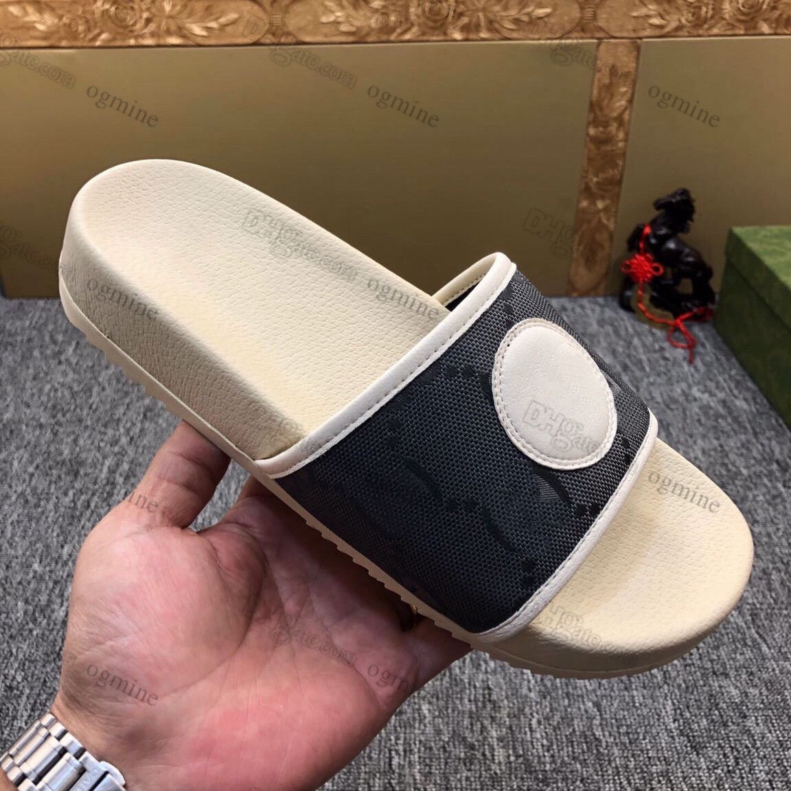 Designer Slipper sandales Grid slides classic Fashion platform tiger snake print Slide Summer Wide Flat mens womens sandale sandals sliders, 29
Designer Slipper sandales Grid slides classic Fashion platform tiger snake print Slide Summer Wide Flat mens womens sandale sandals sliders, 29