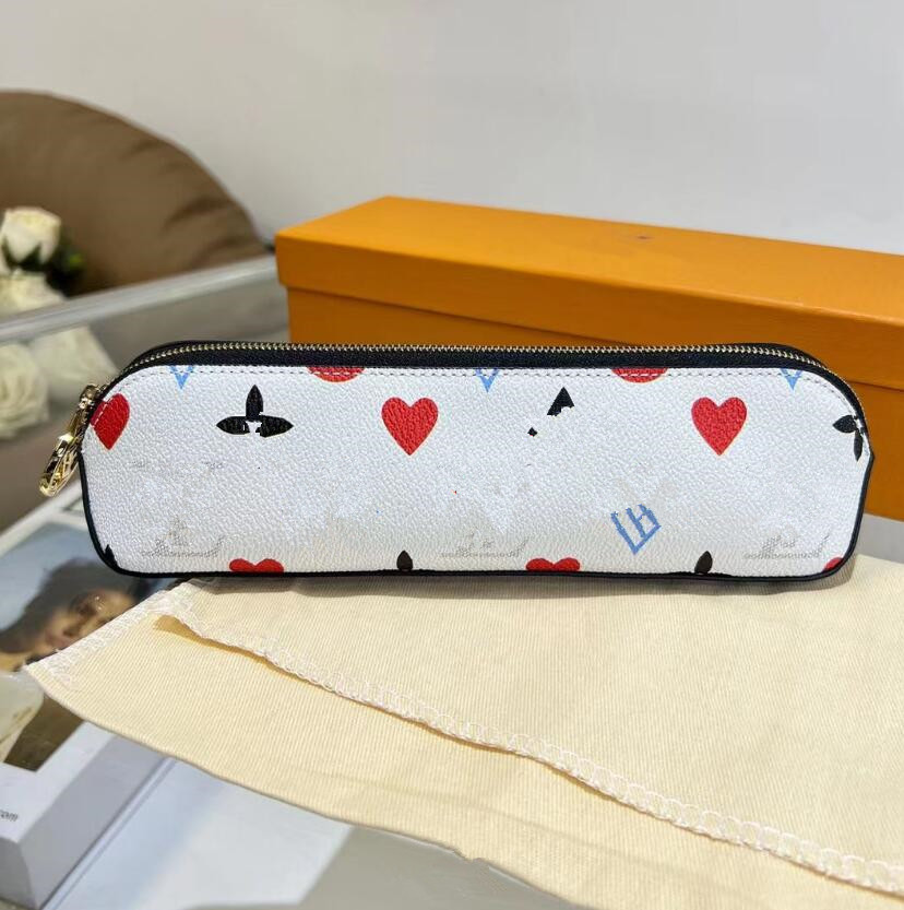 Limited Edition Sunflower Wallet Luxury Brand Gradient Colorful Letter Leopard Women Portable Wallets Famous Men Wallets Clutch Bag Pencil Case Storage Purses
Limited Edition Sunflower Wallet Luxury Brand Gradient Colorful Letter Leopard Women Portable Wallets Famous Men Wallets Clutch Bag Pencil Case Storage Purses