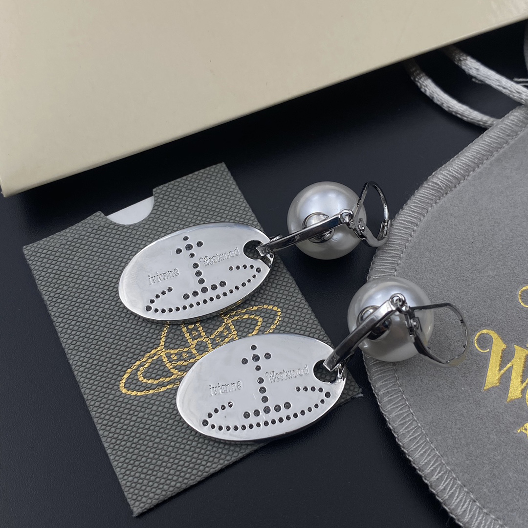 925 Silver Plated Earrings Ear Stud Luxury Brand Designers Letter Crystal Rhinestone Pearl Geometric Exaggerate Classic Women Wedding Party Jewerlry A830
925 Silver Plated Earrings Ear Stud Luxury Brand Designers Letter Crystal Rhinestone Pearl Geometric Exaggerate Classic Women Wedding Party Jewerlry A830