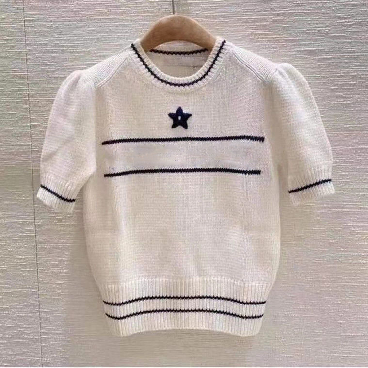 2022 Fashion Women Knit T-Shirt Luxury Designer Casual Crop Tops O-neck Short Sleeve T-shirt, White
2022 Fashion Women Knit T-Shirt Luxury Designer Casual Crop Tops O-neck Short Sleeve T-shirt, White
