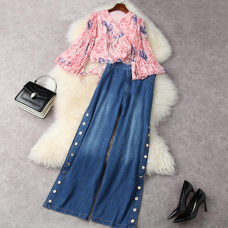 Women' Two Piece Pants Pant Set Women Spring Summer 2022 V-Neck Pleated Flare Sleeves Print Top Wide Leg Denim Trousers Female -XLWomen, Pink and blue
Women' Two Piece Pants Pant Set Women Spring Summer 2022 V-Neck Pleated Flare Sleeves Print Top Wide Leg Denim Trousers Female -XLWomen, Pink and blue