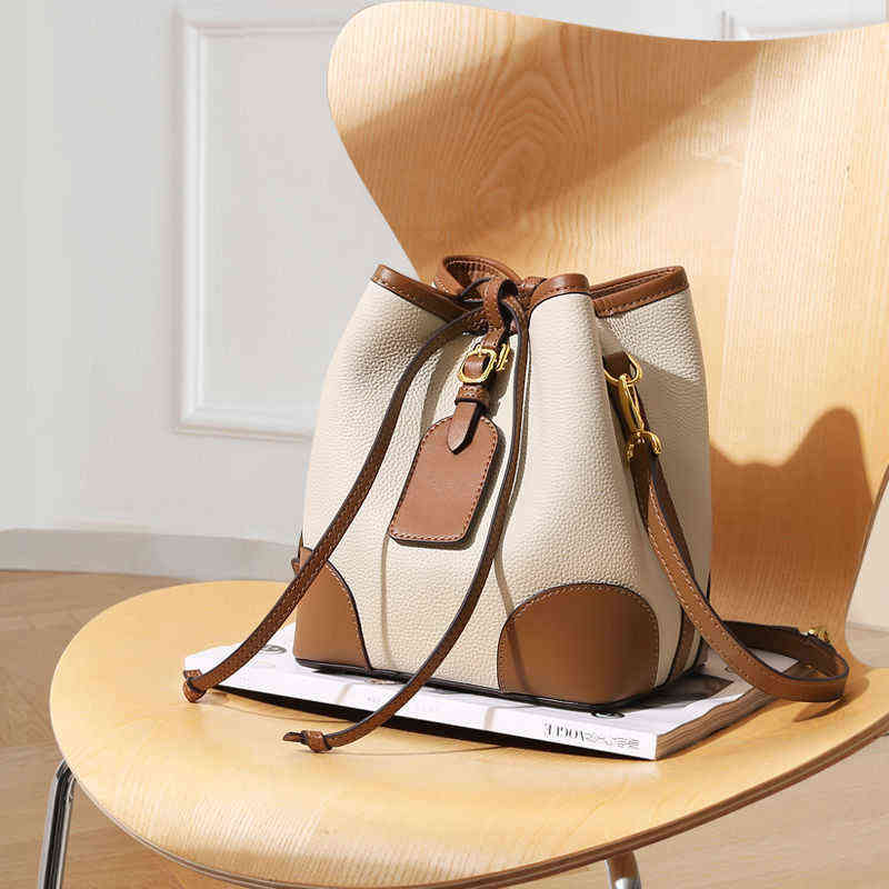 Toutou Leather Buck… - image