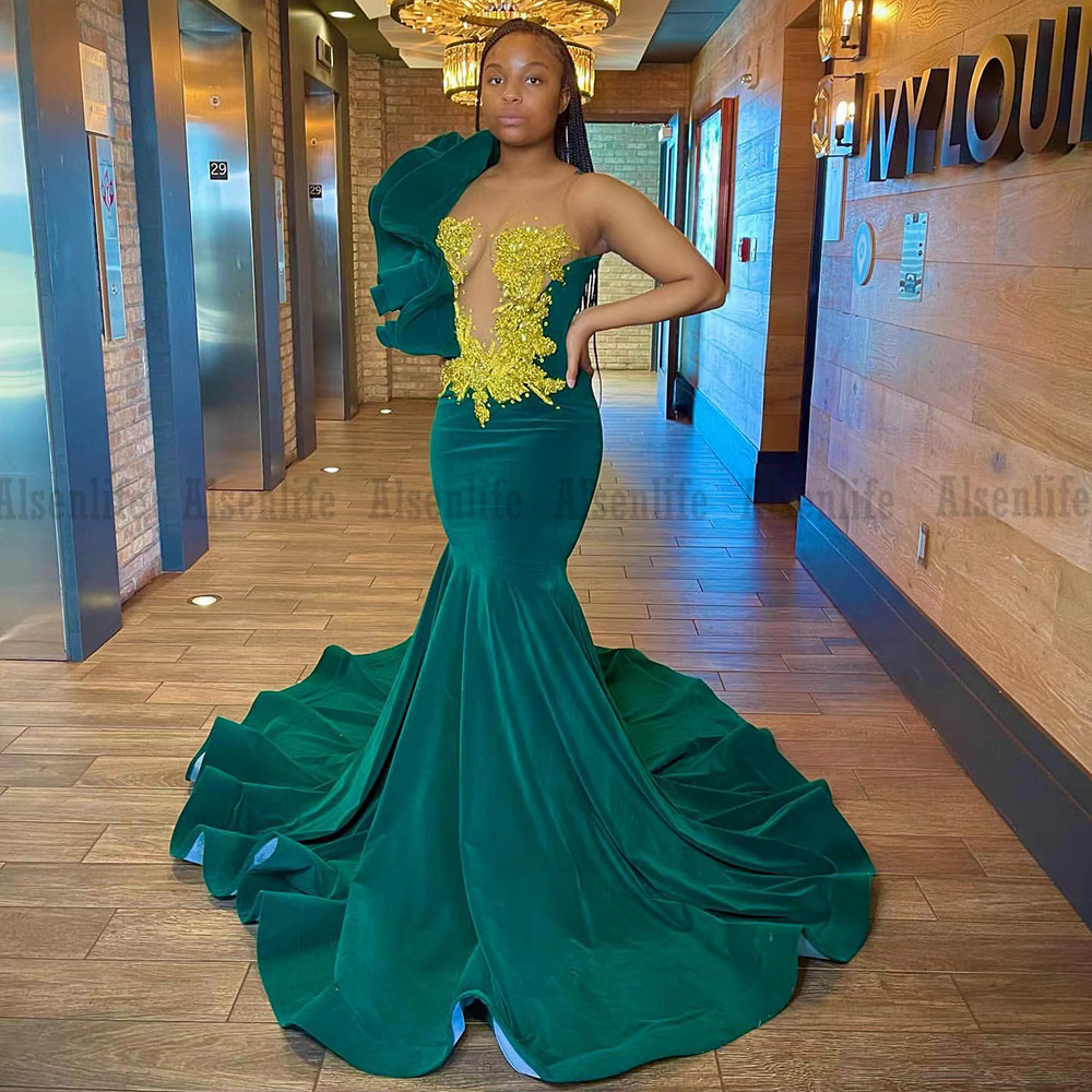 Velvet Prom Dresses Gold Appliques Lace Applique Black Girs Mermaid Evening Gowns for Women Party vestido festa luxo