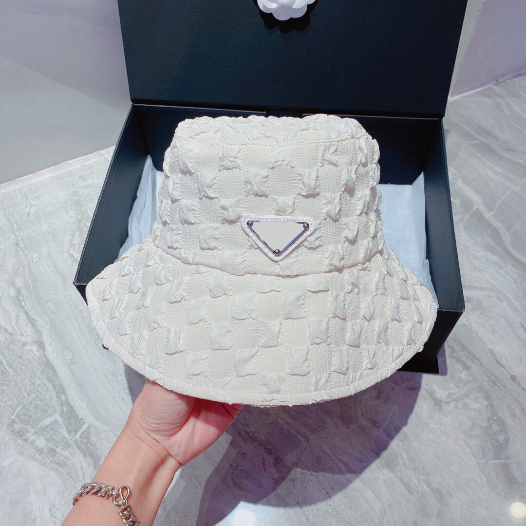 23ss 24style Classic Double Logo Letter Bucket Hat Men Women Wide Brim Hats Leather Fisherman Cap Sunshade Four Seasons High Quality, #1--white
23ss 24style Classic Double Logo Letter Bucket Hat Men Women Wide Brim Hats Leather Fisherman Cap Sunshade Four Seasons High Quality, #1--white