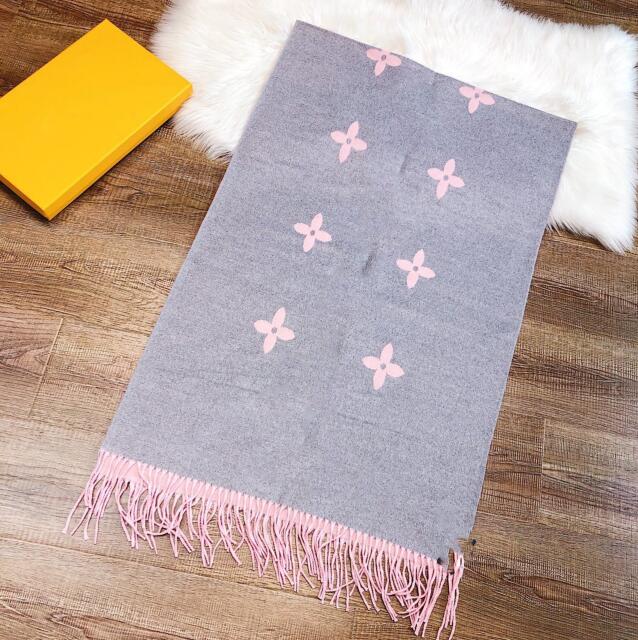 2022 Winter Scarf Women Cashmere Lady Stoles Design Print Female Warm Shawls and Wraps Thick Reversible Scarves Blanket no box
2022 Winter Scarf Women Cashmere Lady Stoles Design Print Female Warm Shawls and Wraps Thick Reversible Scarves Blanket no box
