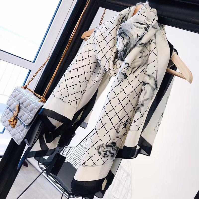 Scarves Autumn Winter Scarf Women Thick Knitted Blanket Pashmina Cashmere Double Sided Stripe Long Shawl Wraps MY867Scarves
Scarves Autumn Winter Scarf Women Thick Knitted Blanket Pashmina Cashmere Double Sided Stripe Long Shawl Wraps MY867Scarves