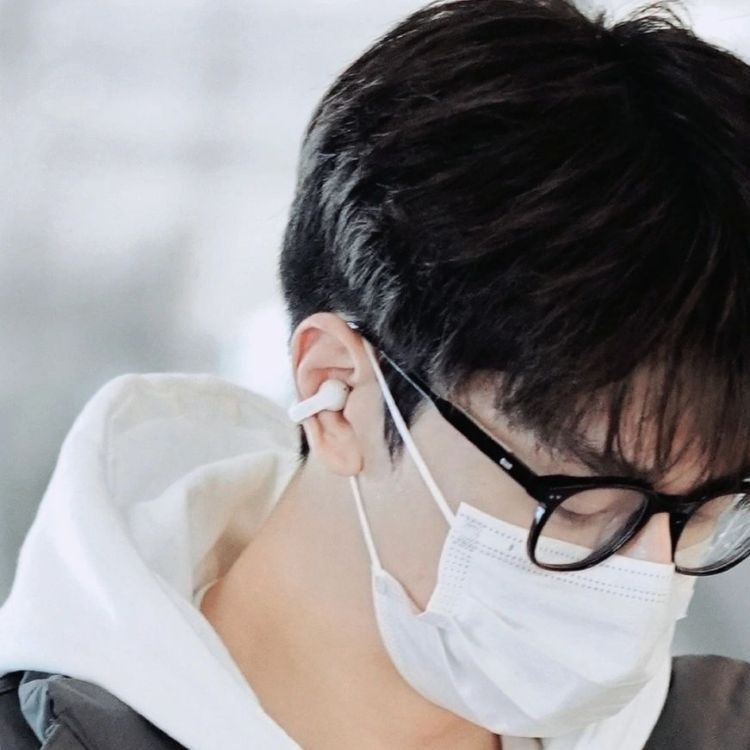 New Ambie Sound Earcuffs Ear Bone Earphones Conduction Earring Type Wireless Bluetooth Auriculares Bluetooth DHL UPS Fedex, Black
New Ambie Sound Earcuffs Ear Bone Earphones Conduction Earring Type Wireless Bluetooth Auriculares Bluetooth DHL UPS Fedex, Black